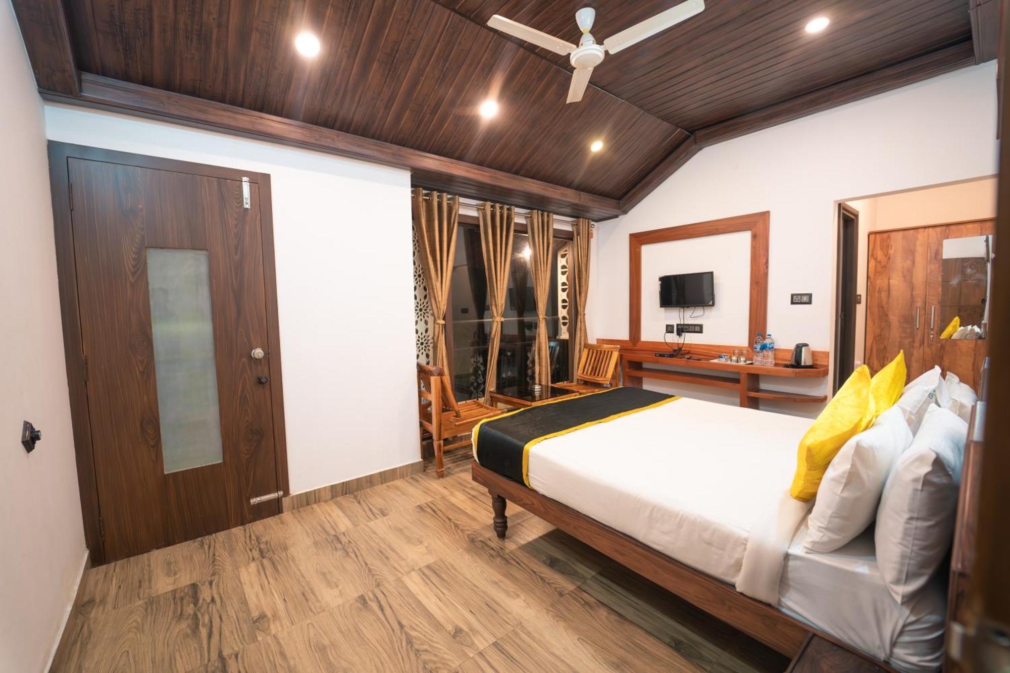 Kingmaker'S Plantation With River Stream Madikeri Exterior foto
