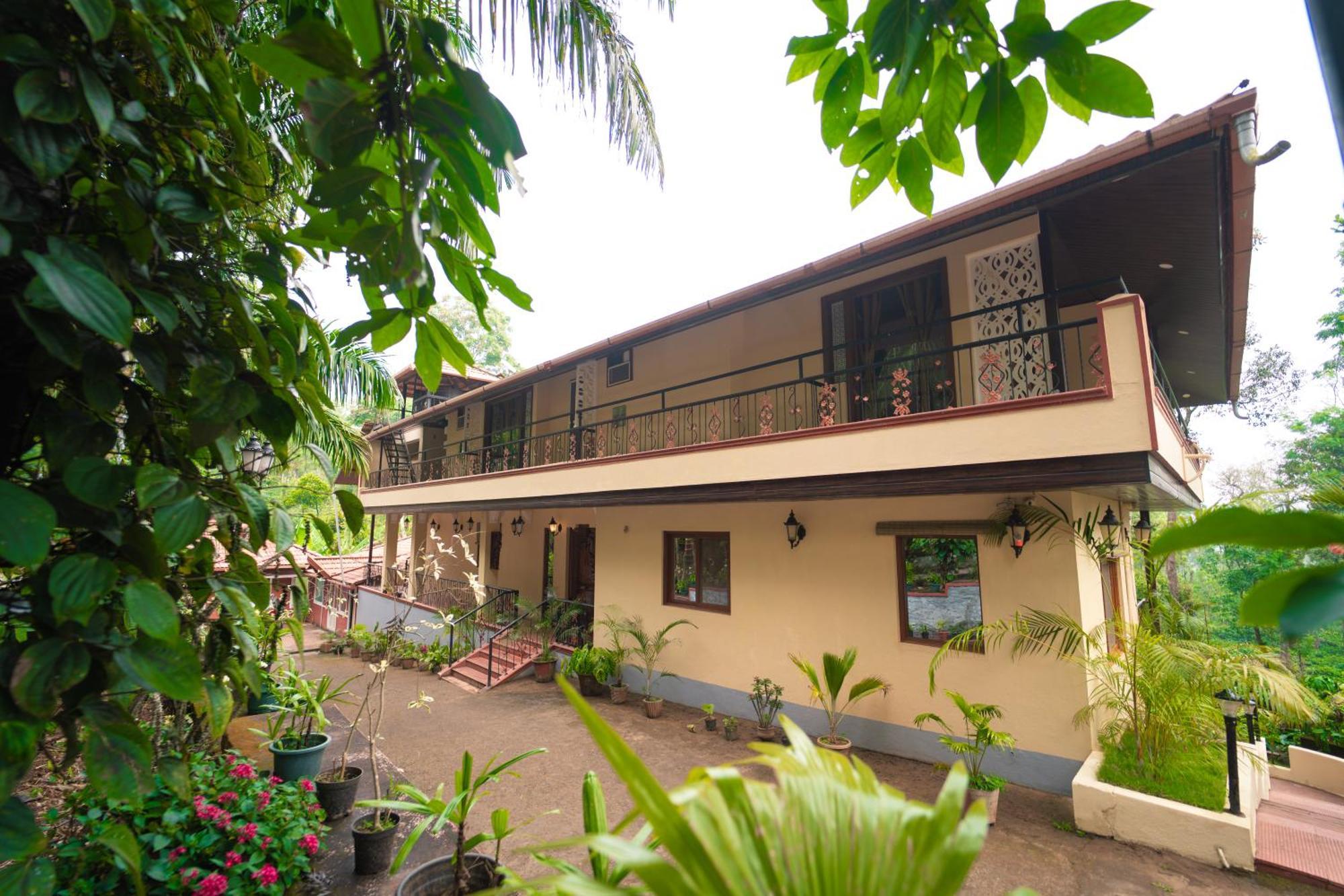 Kingmaker'S Plantation With River Stream Madikeri Exterior foto