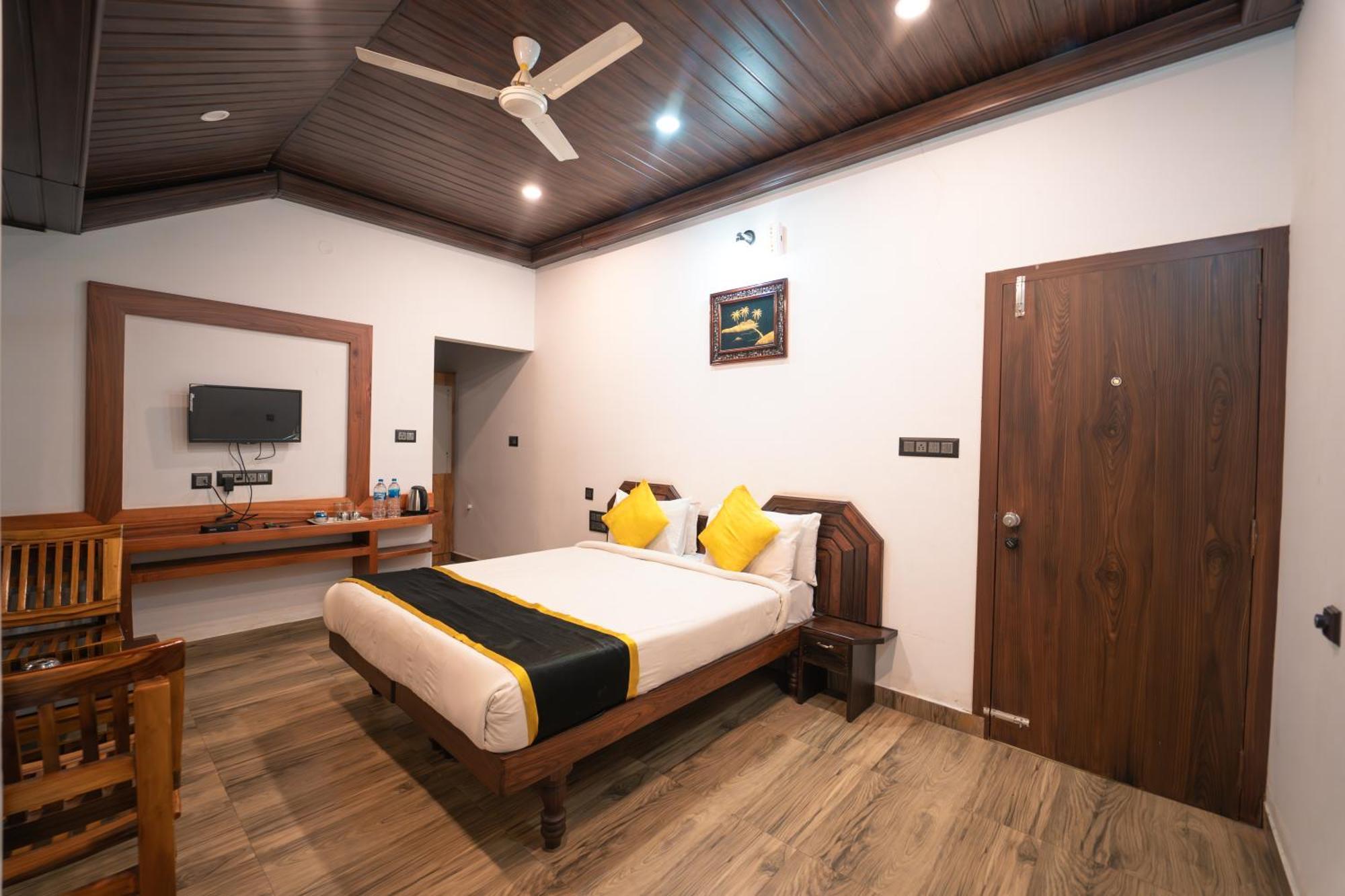 Kingmaker'S Plantation With River Stream Madikeri Exterior foto