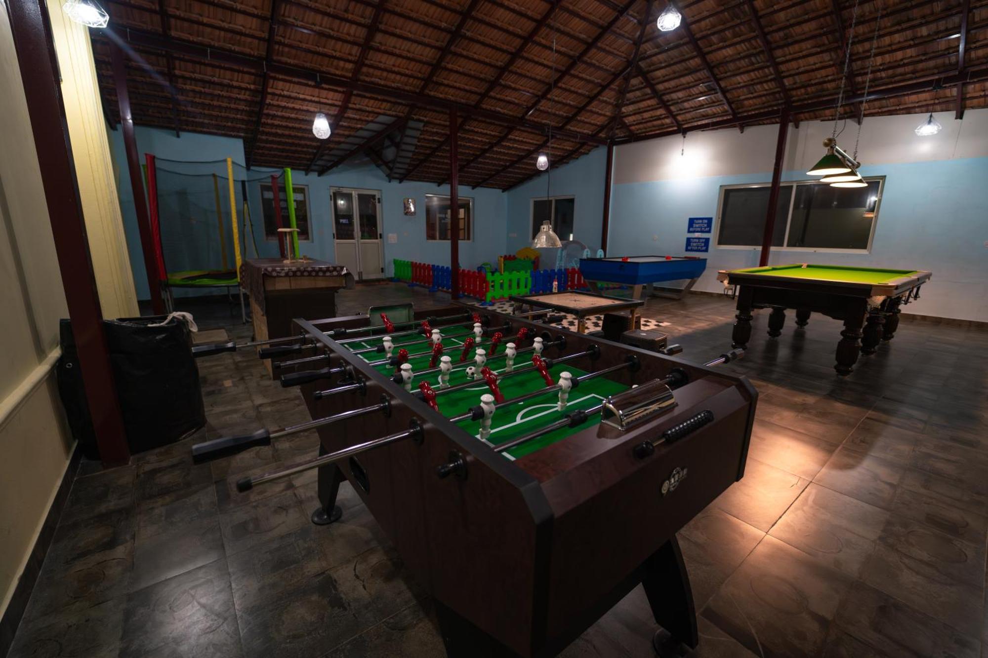 Kingmaker'S Plantation With River Stream Madikeri Exterior foto