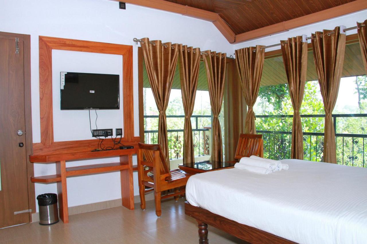 Kingmaker'S Plantation With River Stream Madikeri Exterior foto